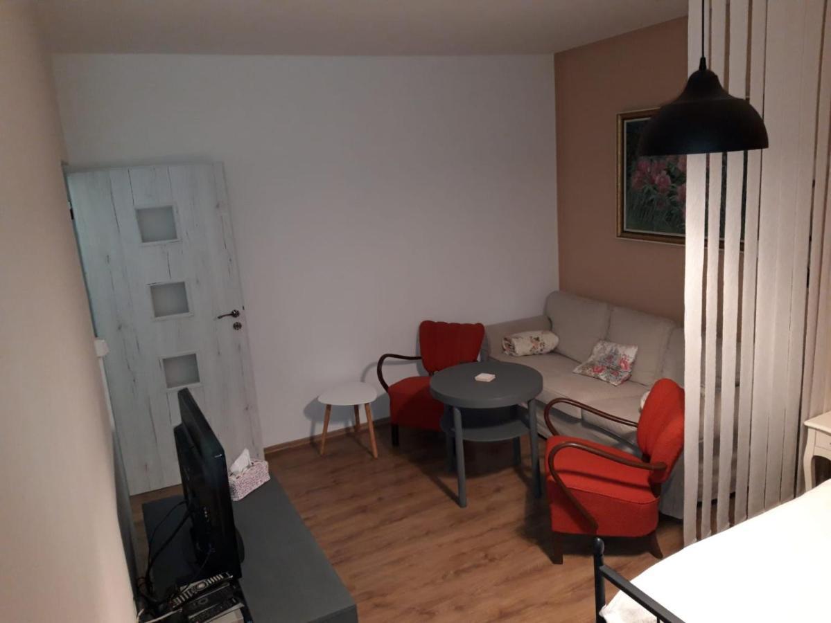 Apartman Sejkorka Врхлаби Экстерьер фото